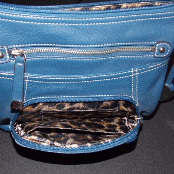 Sophia Caperilli Crossbody - Picture 1 of 6